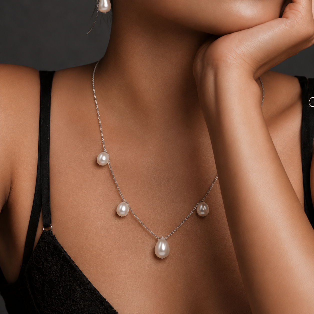 Station Baroque Pearl Necklace
