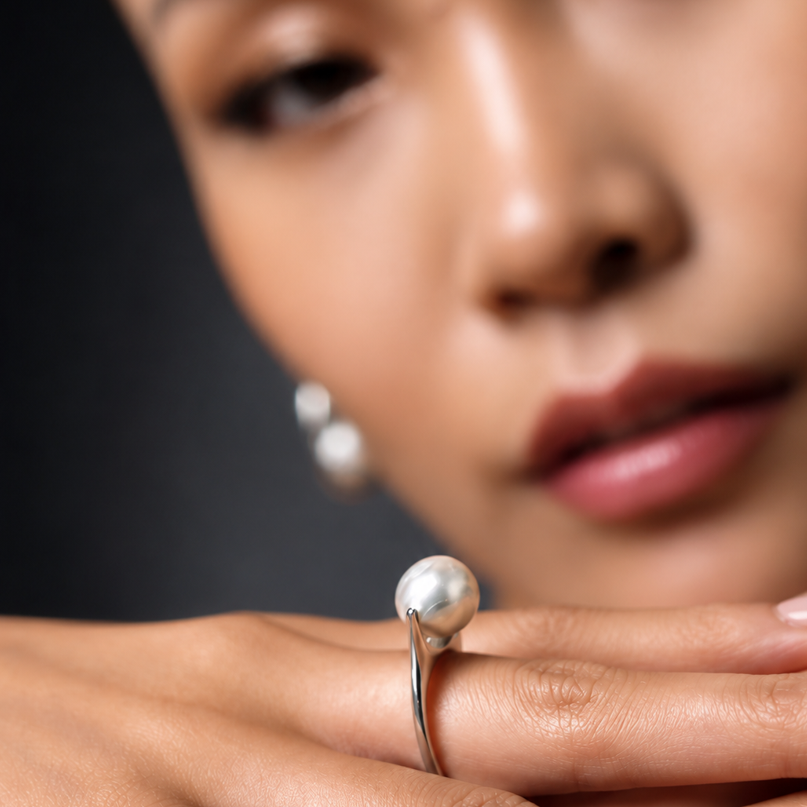 Classic Baroque Pearl moving Ring