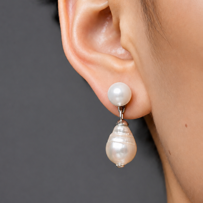 Classic Pearl Earring