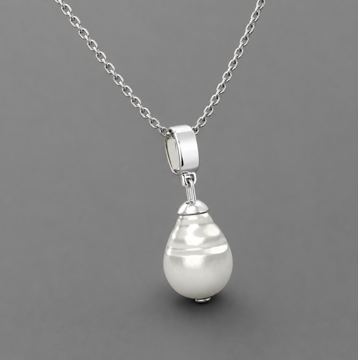 Classic Baroque Pearl Pendant