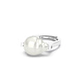 Classic Baroque Pearl moving Ring