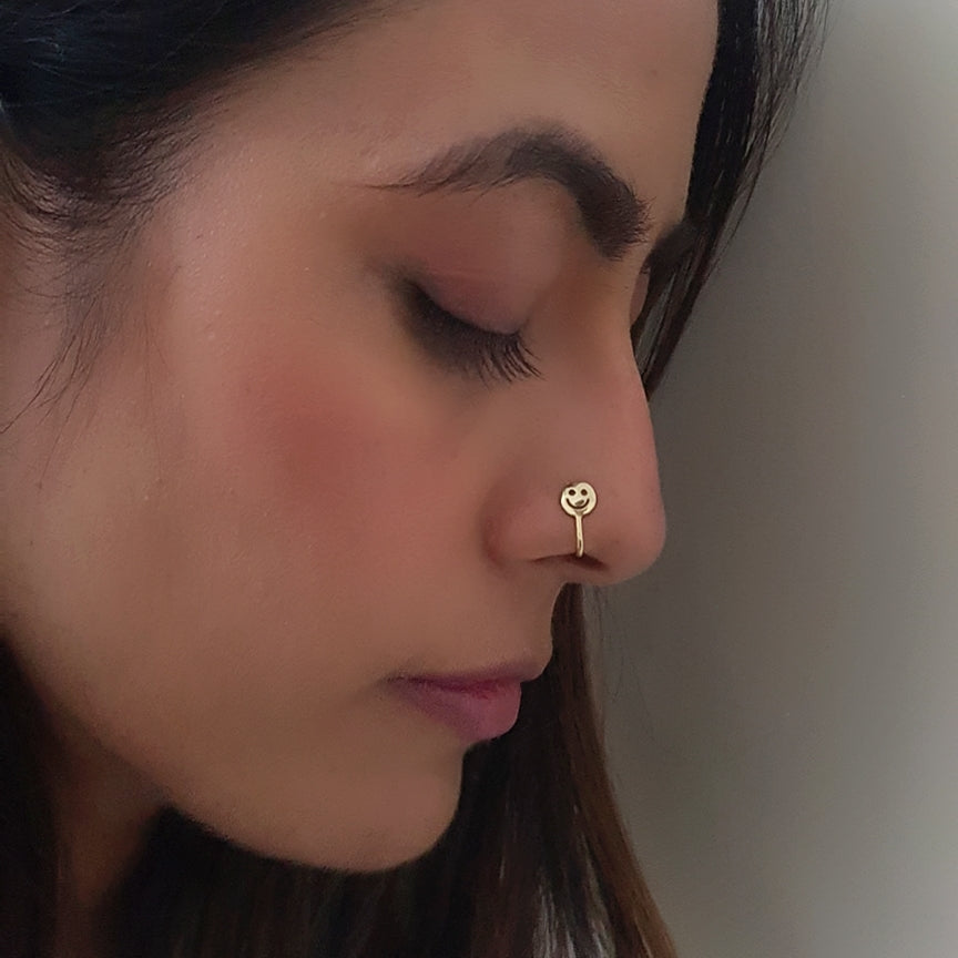 Smiley Nose Pin
